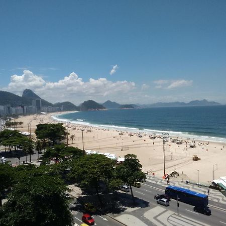Oceanfront Copacabana Apartment Rio de Janeiro Bagian luar foto